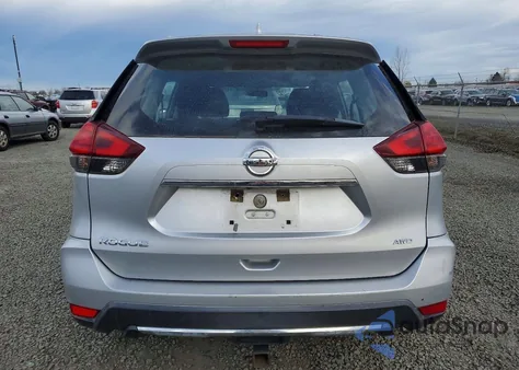 2017 Nissan Rogue S z USA, uszkodzony, nr VIN KNMAT2MV5HP521733